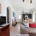 Mario - Swimming Pool - Wifi - By Bedzy Villa