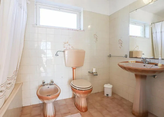 Mario - Swimming Pool - Wifi - By Bedzy *